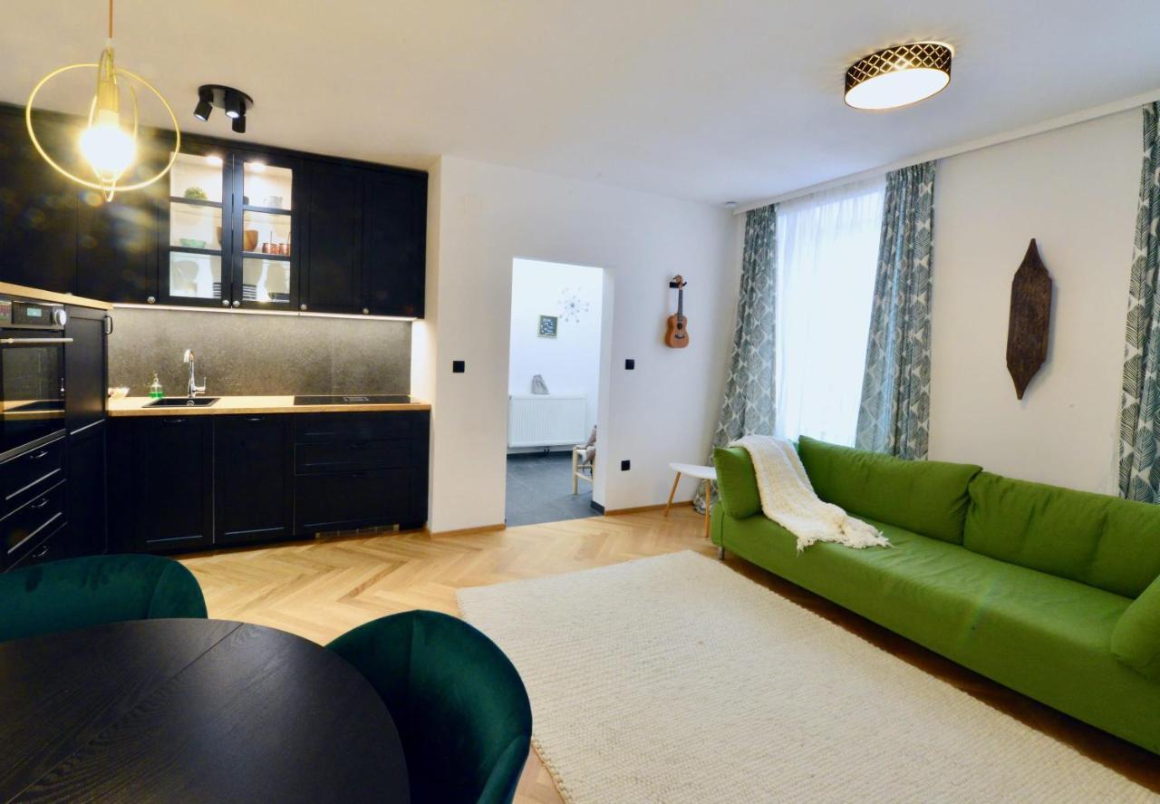 Modern Flat With Parking Space Apartment Vienna Exterior photo